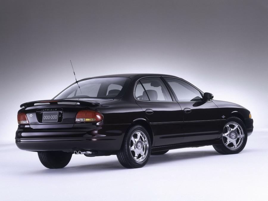  Oldsmobile Intrigue Collector&rsquo;s Edition Final 500 2002 года  (фото 3 из 4)